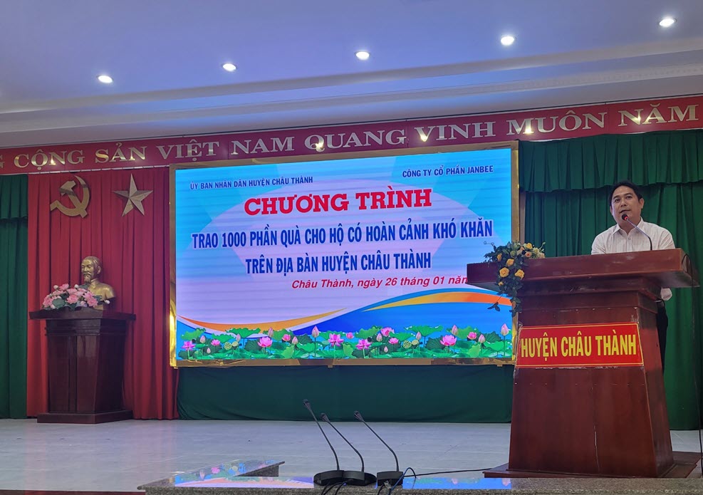 CHƯƠNG TRÌNH TRAO 1000 PHẦN QUÀ TẠI HUYỆN CHÂU THÀNH, TỈNH BẾN TRE